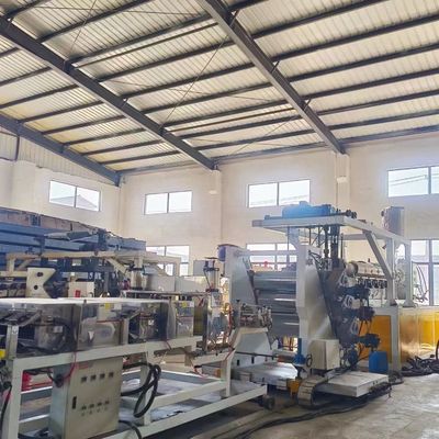 Máquinas de extrusión de perfiles de plástico usados para un procesamiento eficiente del plástico