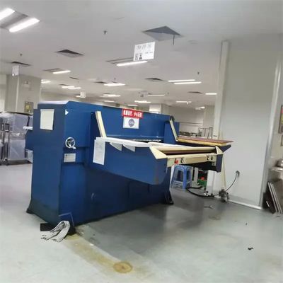 Máquina de corte hidráulica de precisión con alta presión de corte y longitud de corte de 1250 mm