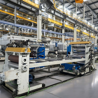 Máquina de extrusión de plásticos de alto rendimiento 33 1 longitud de tornillo y fuente de alimentación de 380 V