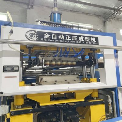 Máquina térmicoformadora de plástico eléctrica de enfriamiento por agua con control PLC para envases PET