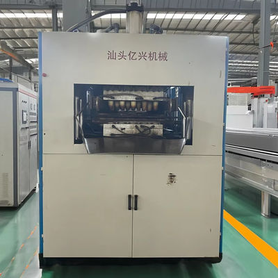 Máquina de termoformado de plástico de 8000 kg para grandes tazas desechables con una superficie de 750*430 mm