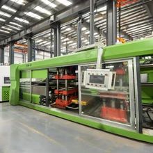 Máquina de termoformado usada para fabricar bandejas de plástico en PPPPS Tipos Máquina de termoformado de plástico